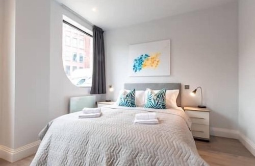 Staines Apartment | We are delighted to present these stunning apartments.