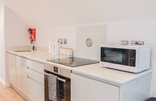 Kilnwick Cottage | We just love the location of this apartment.