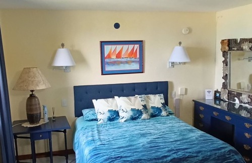 Zona Hotelera Resort | "WE WELCOME YOU AT OUR LOVELY AND COZY BEACH FRONT STUDIO IN BEAUTIFUL CANCUN"