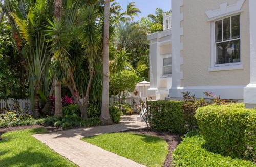 Truman Annex Bed & Breakfast | Weatherstation Inn Circa 1911