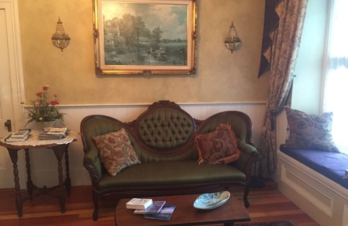 Weaverville House | Weaverville Whitmore Inn