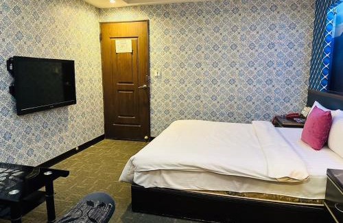 Sanchong Hotel | Wecity Hotel 薇城精緻旅店