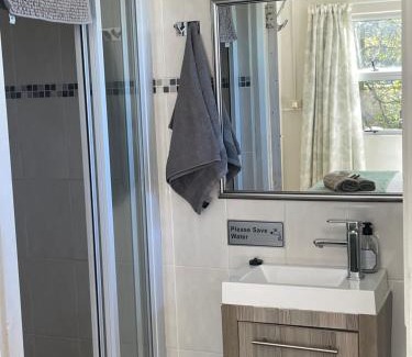 Grahamstown Apartment | Wedmore Place with Solar