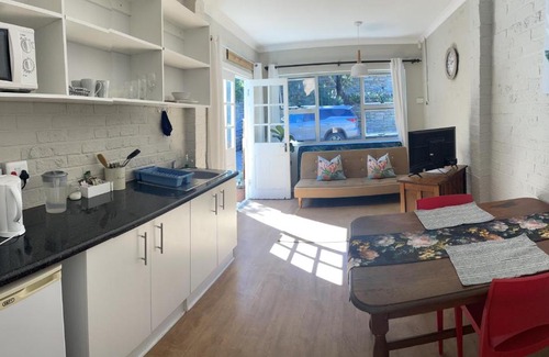 Grahamstown Apartment | Wedmore Place with Solar