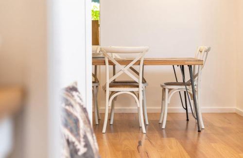 Elizabeth Beach House | Wee Five