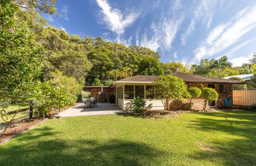 Elizabeth Beach House | Wee Five