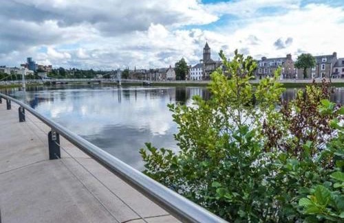 Inverness City Centre Apartment | Wee Ness Cottage