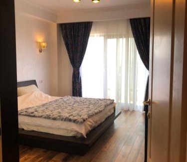 Craiova Apartment | Week-End Vibes