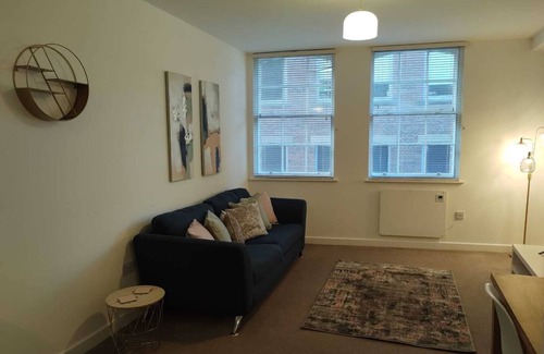 Newcastle-upon-Tyne Apartment | Week2Week 1BR City Centre Apartment
