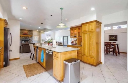 El Cajon House | Weekend at Berny's