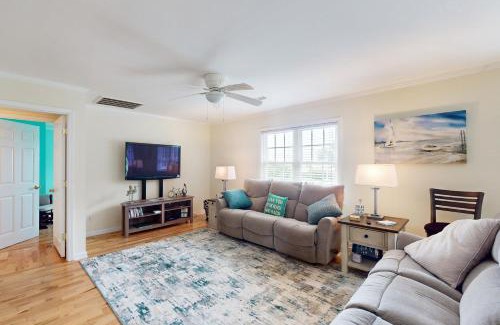 Emerald Isle House | Weekend Therapy