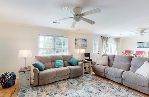 Emerald Isle House | Weekend Therapy