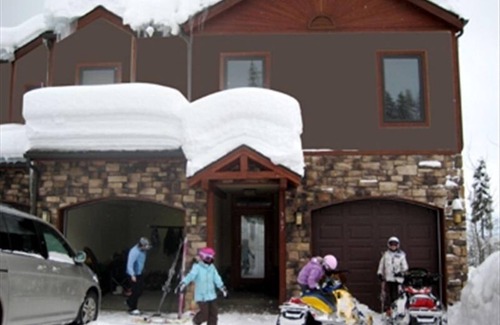 Whitefish House | Weekly Discounts! Whitefish Mountain Ski Resort ski in ski out, Luxury Townhouse