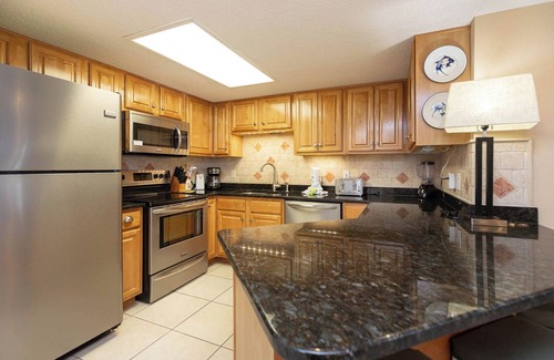Orange Beach Condo | *WEEKLY SPECIALS!* * Phoenix VI 2BR on 7th floor!