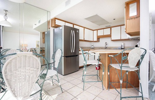 Orange Beach Condo | *WEEKLY SPECIALS!* * Phoenix IV 1BR! 6th floor!