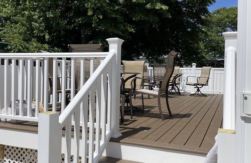Lake Como House | Weekly summer rental 1 block from beach with beach locker