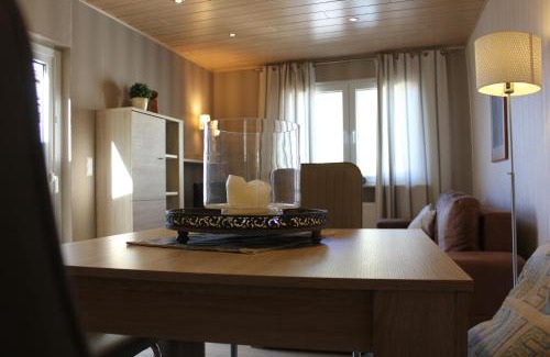 Treis-Karden House | Weinstube byCASTORs