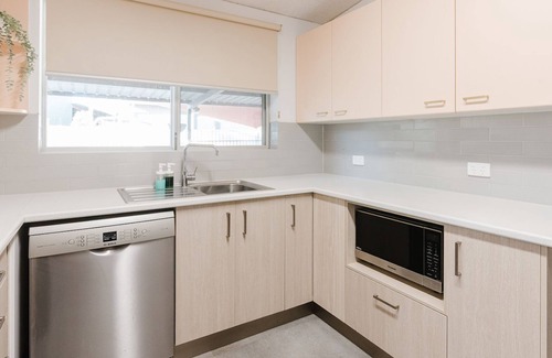Exmouth House | Weja - 4 Bedroom family home with a pool