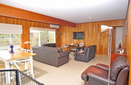 Inverloch House | Welcome Break Pet Friendly