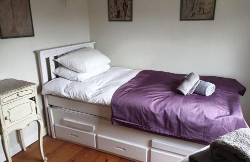 Crynant House | Welcome Cottage