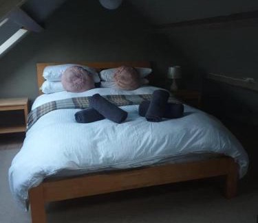 Crynant House | Welcome Cottage