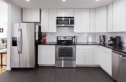 Monte Vista Apartment | Welcome Home to SoHil Flats Unit 1! Fully-furnished & All bills paid!