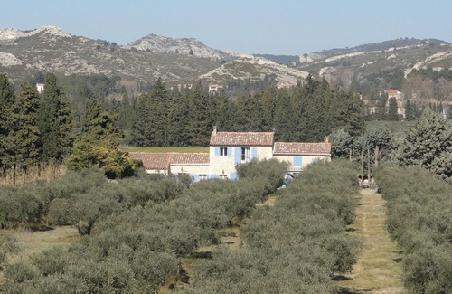 Maussane-les-Alpilles Apartment | Welcome to the Alpilles