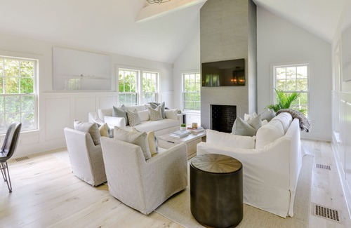 Surfside House | Welcome to 14 Poplar~Your chic beach house, steps to Surfside beaches
