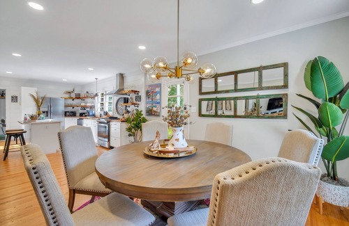 Beaufort House | Welcome to Belle’s Love Shack! Cozy 3 BR Home close to Downtown & Parris Island