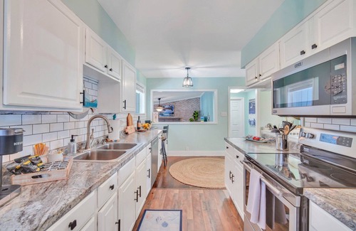 Port Royal House | Welcome to Camellia's place, Family friendly