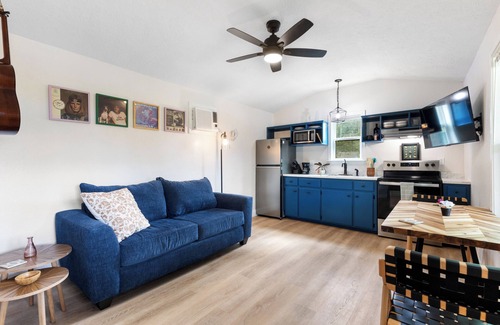 San Marcos Cabin | Welcome to Casa Antigua – Your Perfect Getaway in San Marcos