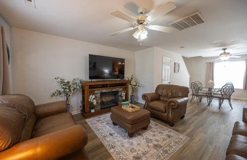 Oakdale House | Welcome to Charlotte Nest!