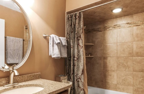 Fontana-on-Geneva Lake Condo | Welcome to Down by the Lake-Abbey Villa!