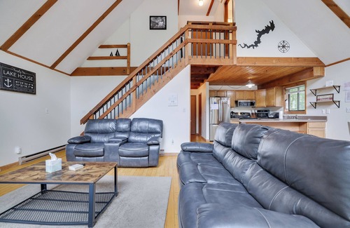 Hamlin Ski Chalet | Welcome to Family ties, steps from the main beach and pool in the Hideout!n