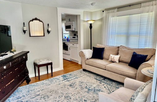 Prattville House | Welcome to Granny's house!
