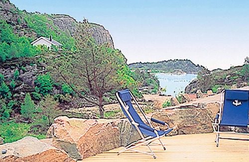 Lindesnes House | Welcome to Lindesnes and Svennevik, near the southernmost point of Norway.