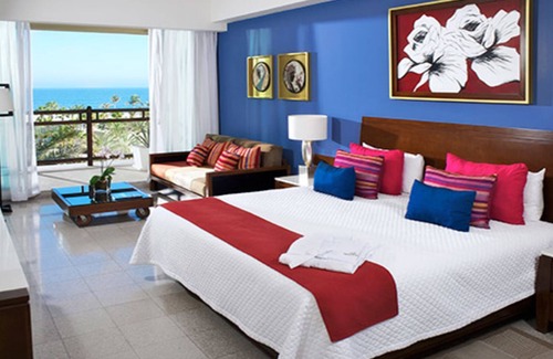 Zona Hotelera Resort | Welcome to Luxurious Grand Vacationing in popular Los Cabos!