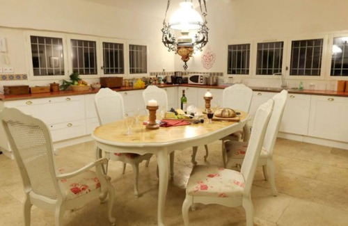 Vallerargues House | Welcome to Mas Cabanne, where tranquillity meets traditional French elegance.