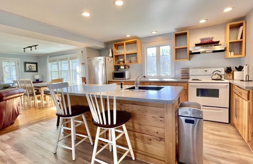 Boothbay House | Welcome to Morning View!