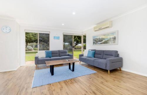 West Busselton House | Welcome to Ocean Breeze Villa