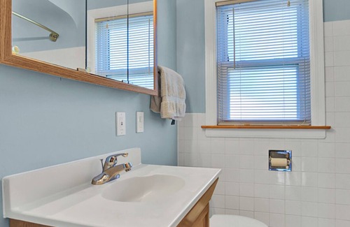 La Grange Park House | Welcome to our charming home!
