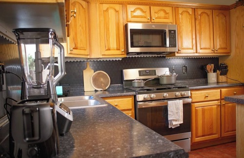 Skies West House | Welcome to our cozy 3BR oasis in vibrant Albuquerque! Here, serenity meets modernity