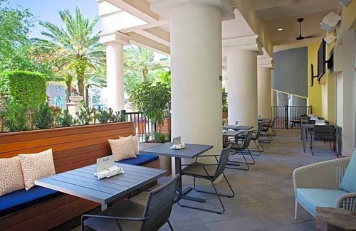 Downtown Tampa Apartment | Welcome to our exquisite hotel, where luxury meets comfort .