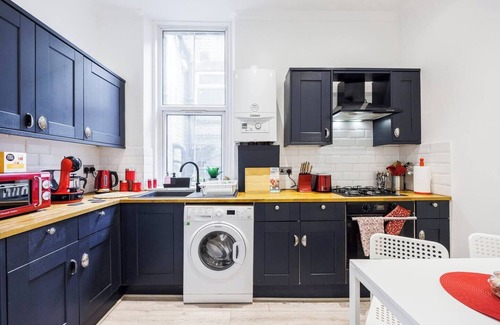 West Kensington Apartment | Welcome to Plotseeker’s Kensington Charming and Bright Flat