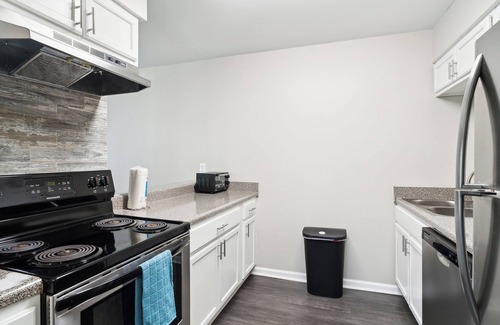 East Point Apartment | Welcome to Properties by Preston, in College Park, GA