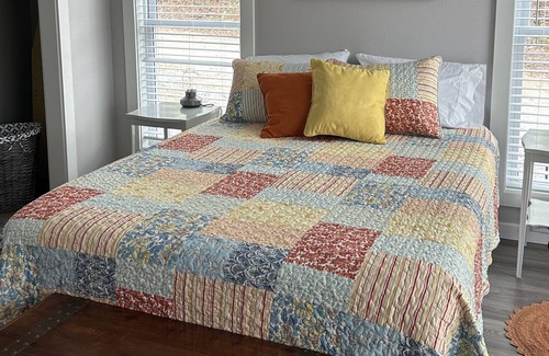 Elizabeth House | Welcome to Serenity!