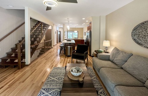 La Crosse House | Welcome to Sunset Ct