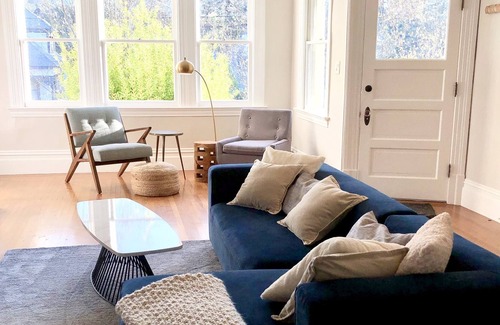 Cloverdale House | Welcome to the best deal in Cloverdale