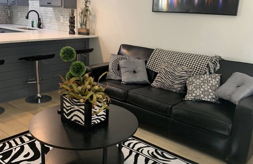 University District House | Welcome to The Blue Butterfly