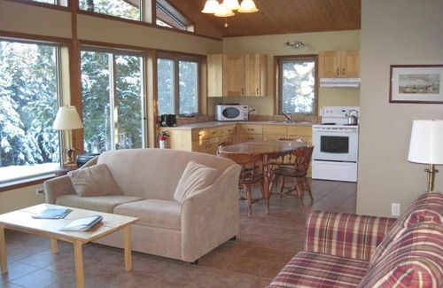 Chertsey Ski Chalet | Welcome to the Chalets du Lac Grenier